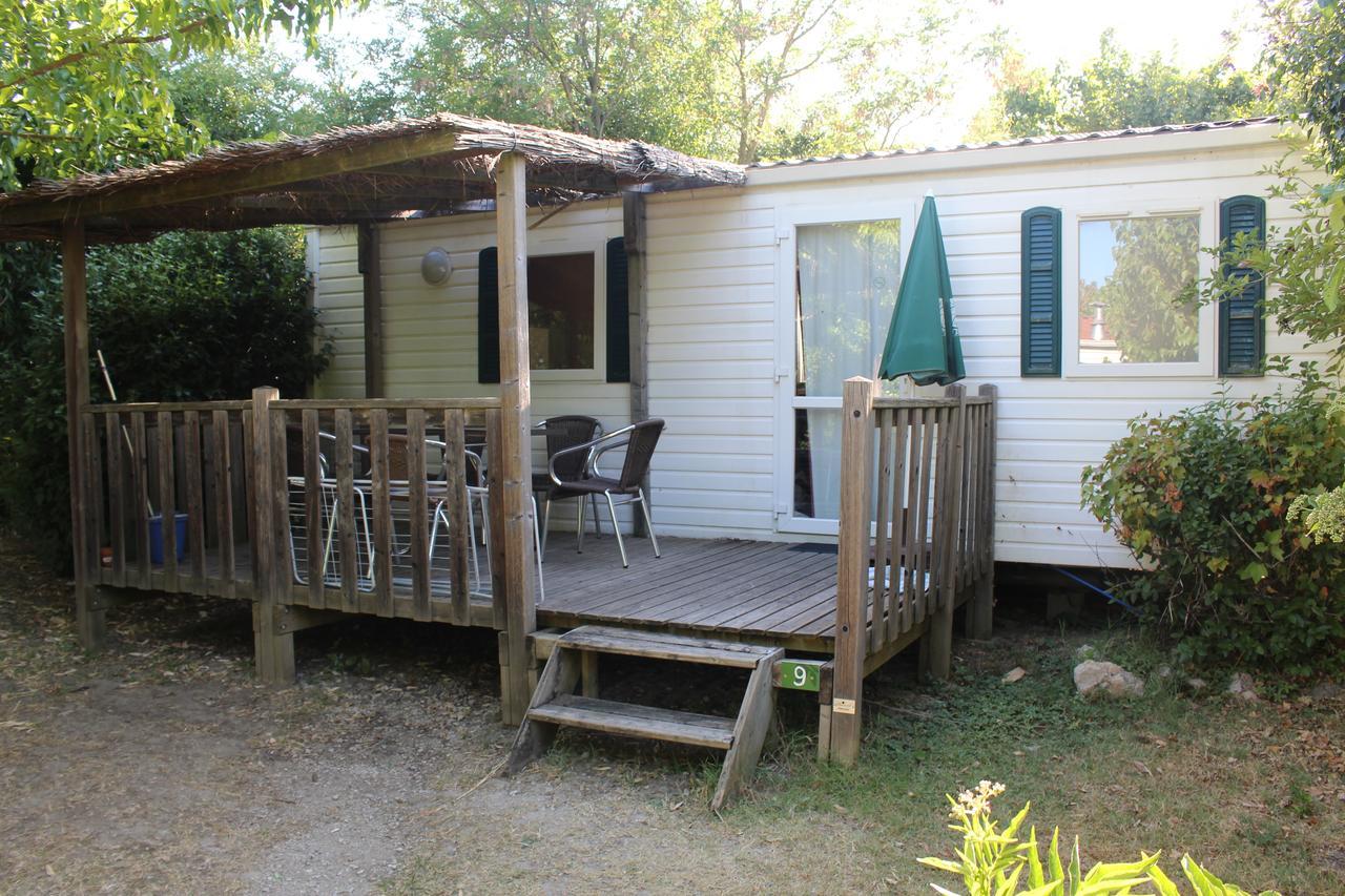 Camping Forcalquier Les Routes De Provence Hotel Eksteriør billede